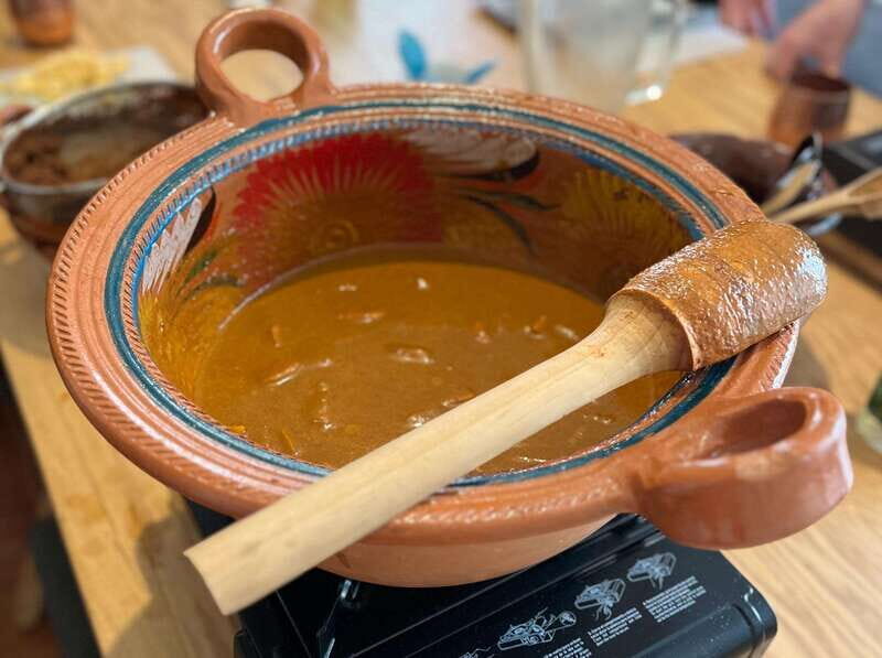 Muchos moles: Multi-variety mole cooking class and feast - FAQ