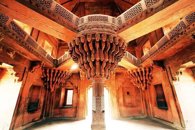 Mughal Marvels: Overnight To Taj Agra Fatehpur Sikri from Delhi - The Sum Up