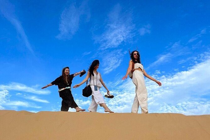 Mui Ne Highlights: Fishing Village, Sand Dunes & Stunning Sunset - Key Points