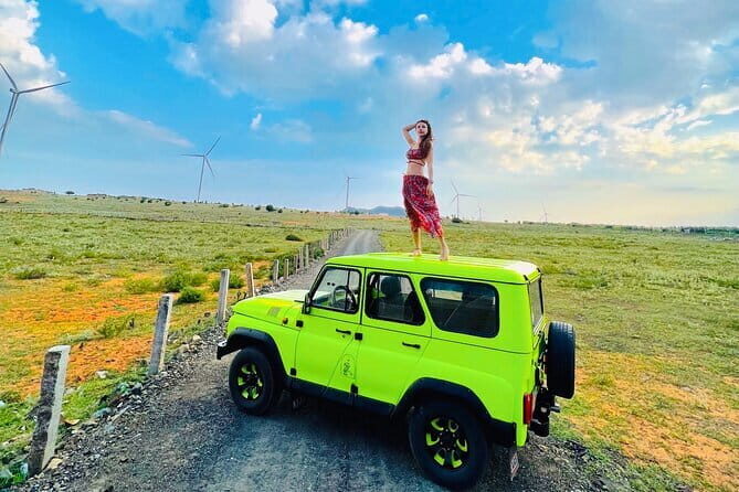 Mui Ne: Sand Dunes Sunrise and Sunset Jeep Tour - Hon Rom Beach Stop