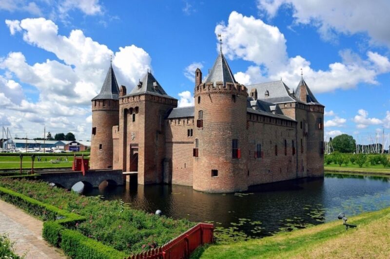 Muiden: Entry Ticket to Muiderslot Castle - Muiden: Entry Ticket to Muiderslot Castle – An Authentic Dutch Castle Visit