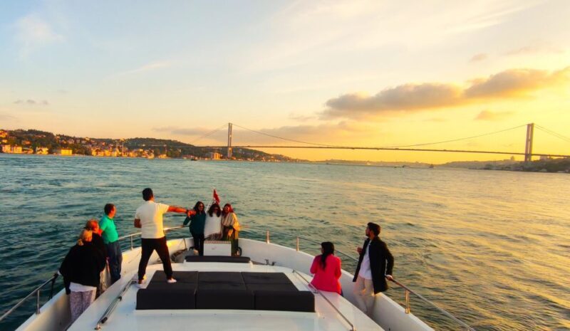 Multicultural Heritage Tour with Bosphorus Sunset Cruise - Practical Tips for Your Day