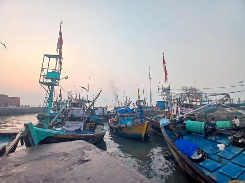 Mumbai: Before the City Roars - Watch Mumbai Wake Up - Mumbai: Before the City Roars - Watch Mumbai Wake Up
