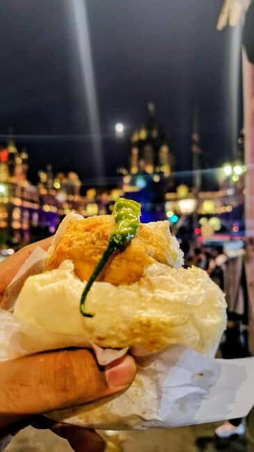 Mumbai by Night: Street Food & Heritage Walk - Key Points