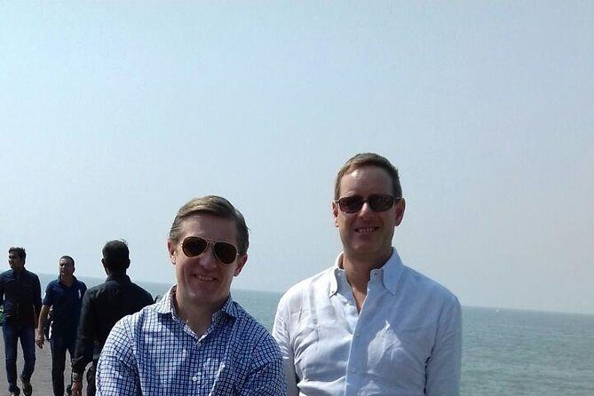 Mumbai City Tour with Ferry Ride and Dharavi Slum - A Full Review of the Mumbai City Tour with Ferry Ride and Dharavi Slum