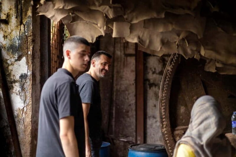 Mumbai: Dharavi Slum and Dhobi Ghat Laundry Tour - Exploring the Heart of Mumbai: Dharavi and Dhobi Ghat