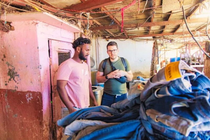 Mumbai: Dhobi Ghat & Dharavi Slum tour - Visiting Dhobi Ghat: Mumbai’s Iconic Laundry
