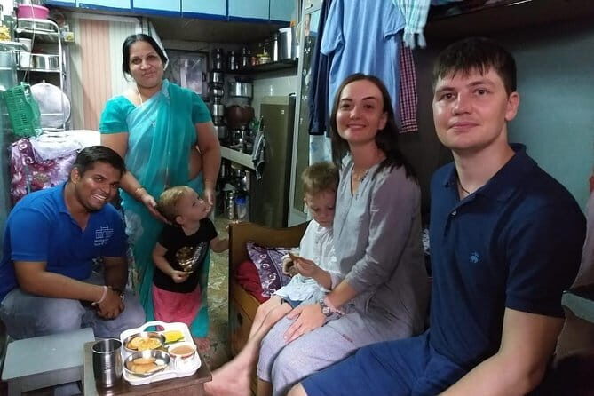 Mumbai: Dhobi Ghat Laundry & Dharavi Slum Tour with a Local - Authentic Encounters and Local Insights