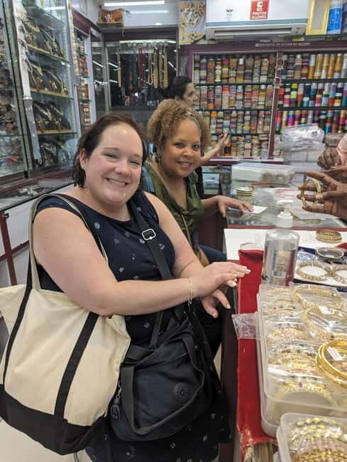 Mumbai: Fashion Shopping Tour with Personal Shopper - Exploring the Suburbs of Mumbai: A Unique Shopping Experience