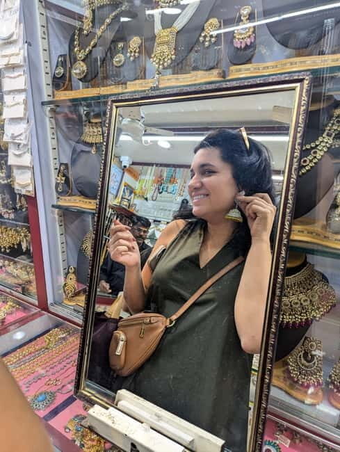 Mumbai: Fashion Shopping Tour with Personal Shopper - Practical Tips for Participants