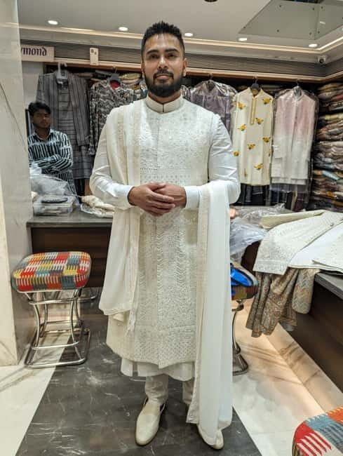 Mumbai: Fashion Shopping Tour with Personal Shopper - FAQ