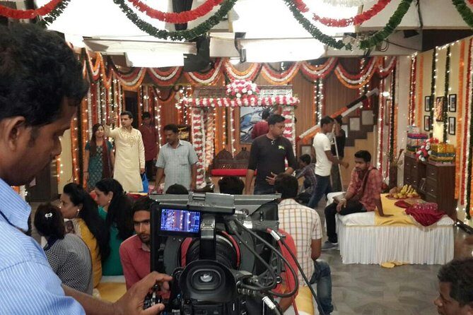 Mumbai Film City and Bollywood Tour with Meal - A Deep Dive into the Mumbai Film City and Bollywood Tour