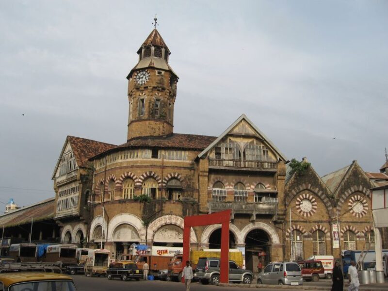 Mumbai Market Walking Tour - Key Points