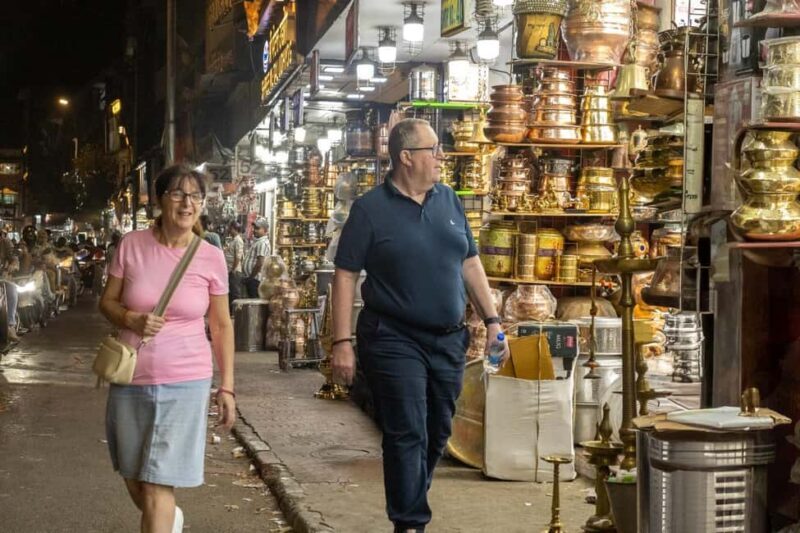 Mumbai: Markets, Temples & Street Food Walk - Key Points