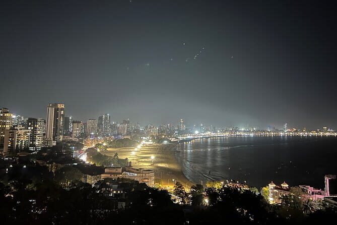 Mumbai Night Tour: Gateway, Marine Drive & More - A Detailed Look at the Mumbai Night Tour