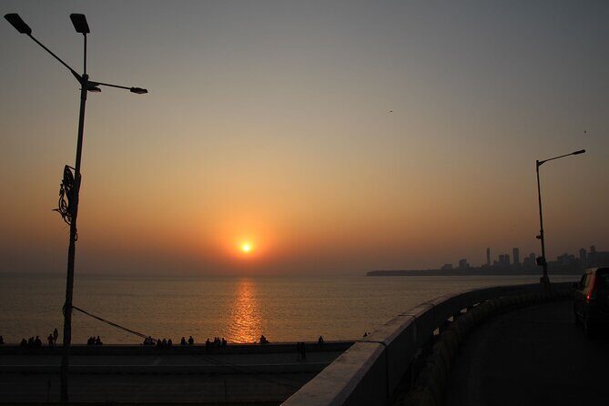 Mumbai Private Sightseeing Tour with Top Highlights - An In-Depth Look at the Mumbai Private Sightseeing Tour