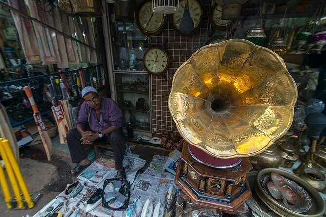 Mumbai Spice Markets and Bazaars Tour with Guide and Transport - Who Should Consider This Tour?