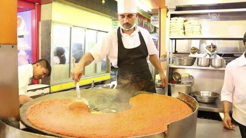 Mumbai Street Food & Beach Tour with 10+ Tastings - The Sum Up