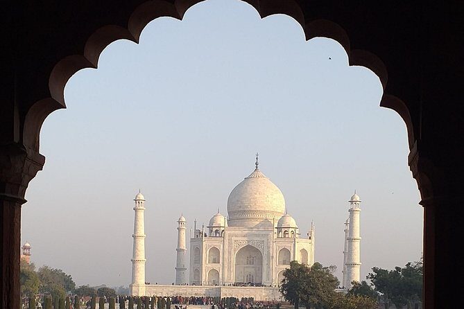 Mumbai to Agra Taj Mahal Day Trip with Return Flights and Lunch - Who Will Love This Tour?