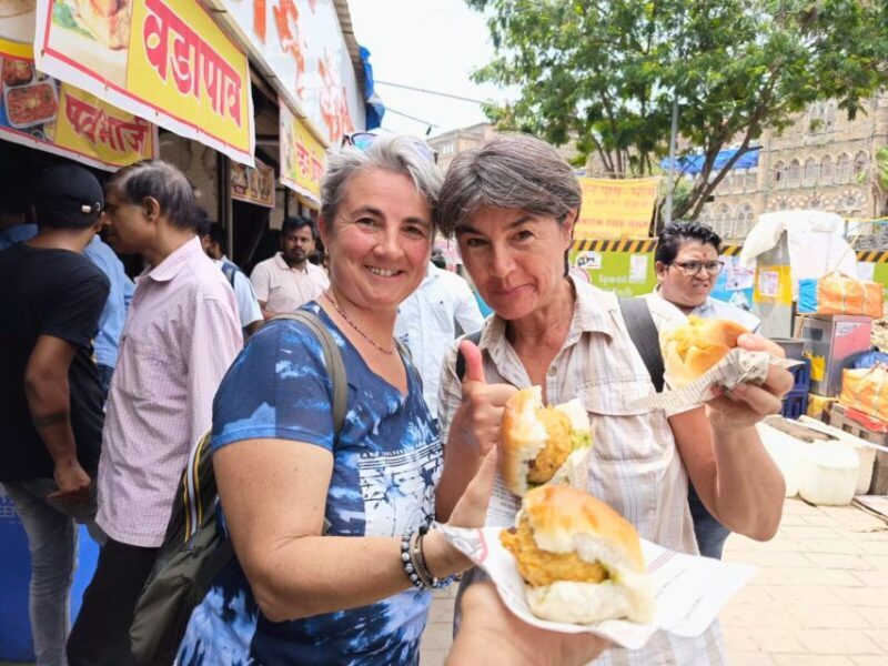 Mumbai Walking Tour with Local Snacks - Key Points