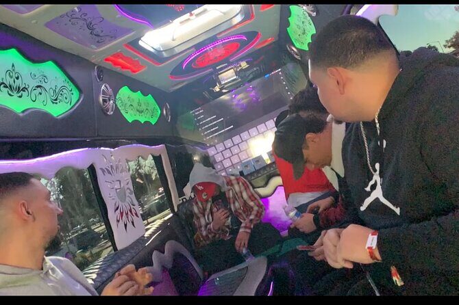 MunchiesCrawl NYC Neighborhood Exploration Through Food - Exploring the Details of the MunchiesCrawl Tour