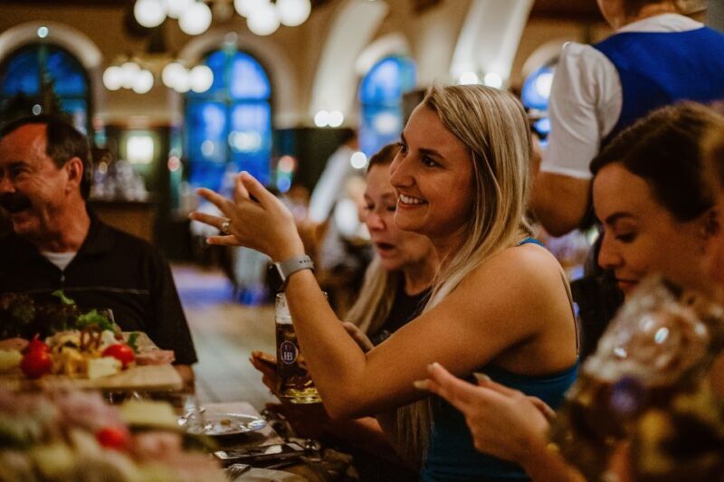 Munich: Beer and Food Tour with Dinner & Oktoberfest Museum - Munich: Beer and Food Tour with Dinner & Oktoberfest Museum