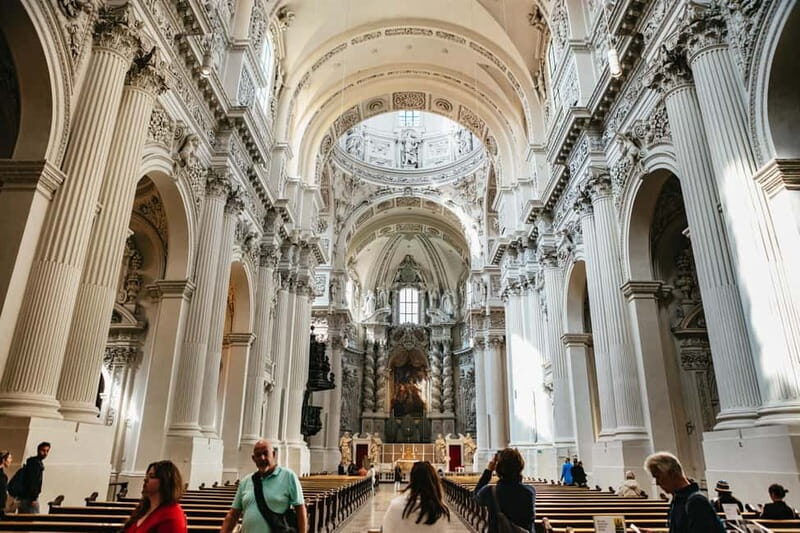 Munich: Classic Guided City Tour by Bike (English Tour Only) - Who Will Love This Tour?