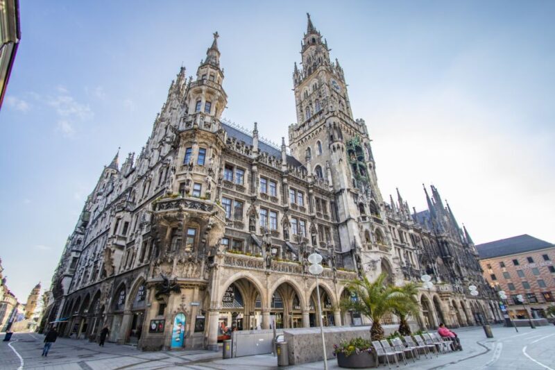 Munich: Express Walk with a Local in 90 minutes - Personalized Recommendations