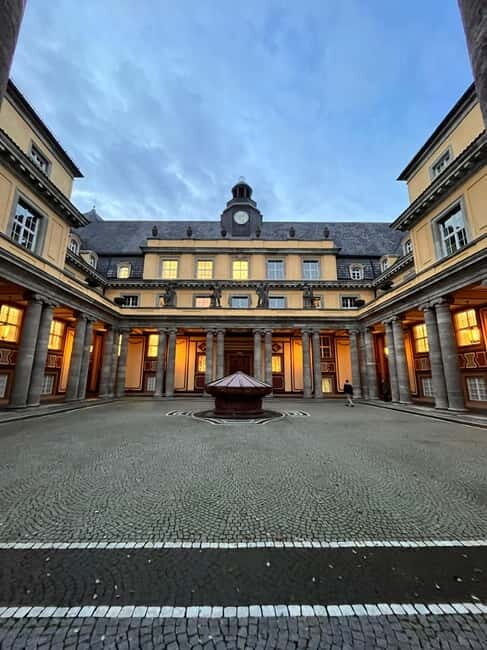 Munich: Guided Private E-Bike Tour with Beer Garden Lunch - A Deep Dive into the Munich E-Bike Experience