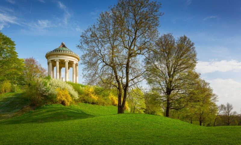 Munich: Highlights Private Bike Tour with Licensed Guide - Why Choose This Bike Tour?
