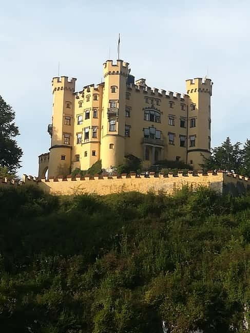 Munich: Neuschwanstein Castle and Linderhof Palace Day Trip - A Deep Dive into the Bavaria Day Trip