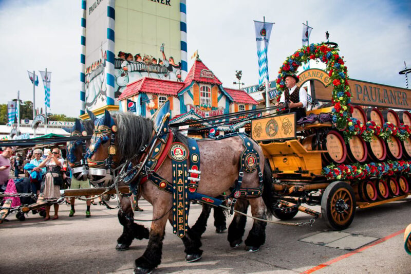 Munich: Oktoberfest Tour with Tent Reservation, Food & Beer - The Sum Up