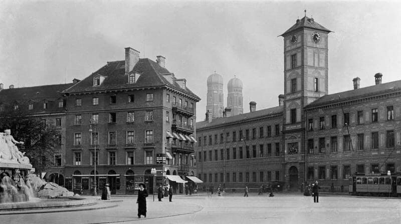 Munich: Old Town Highlights Private City Tour - Walking Tour - Frequently Asked Questions