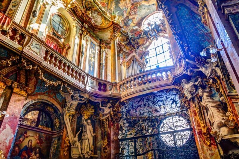 Munich: Old Town Highlights Private Walking Tour - Exploring Munich’s Old Town: What You Can Expect