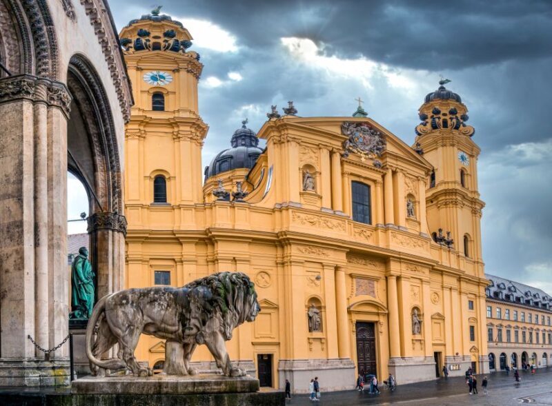 Munich: Old Town Highlights Private Walking Tour - Who Should Book This Tour?