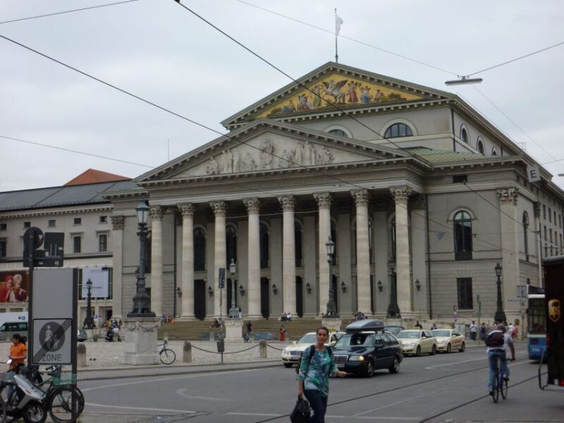 Munich: Private Walking Tour of the Historical City Center - Munich: Private Walking Tour of the Historical City Center