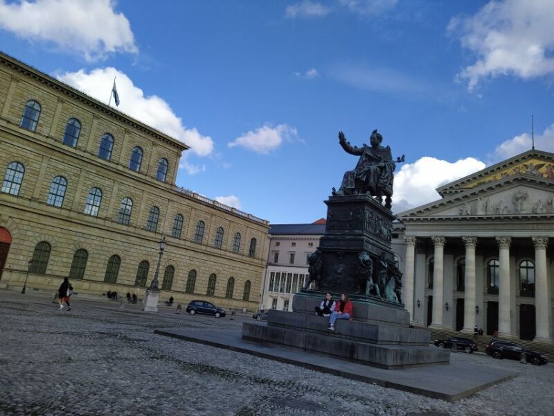 Munich Residenz: Private Tour with artists and historians - A Deep Dive into the Munich Residenz Tour
