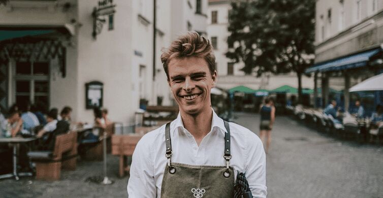 Munich: Romantic Wine Experience for Two at Viktualienmarkt - An In-Depth Look at the Munich Romantic Wine Experience