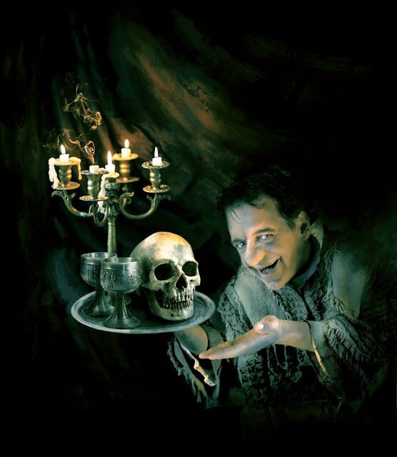 Munich: The original horror dinner - a deliciously creepy comedy - Key Points