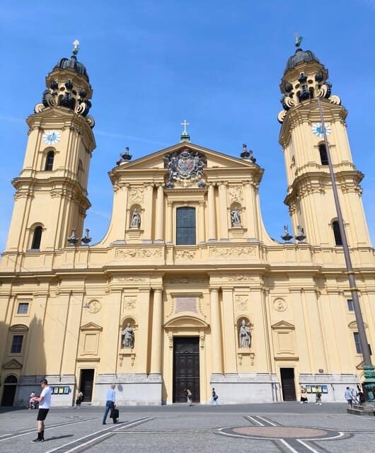 Munich: Walking tour of the old town with all your senses - Why this tour is worth considering