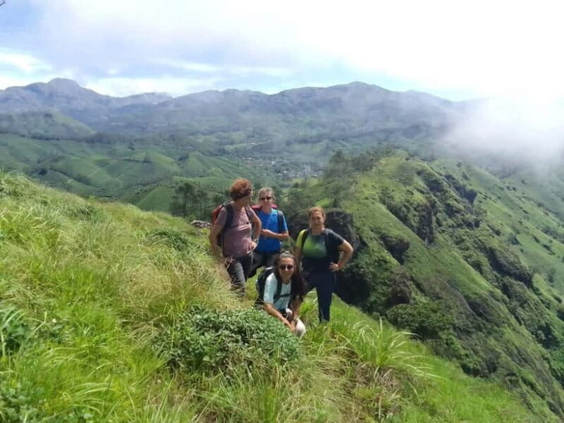 Munnar: Sunrise Trekking Adventure with Breakfast - Key Points