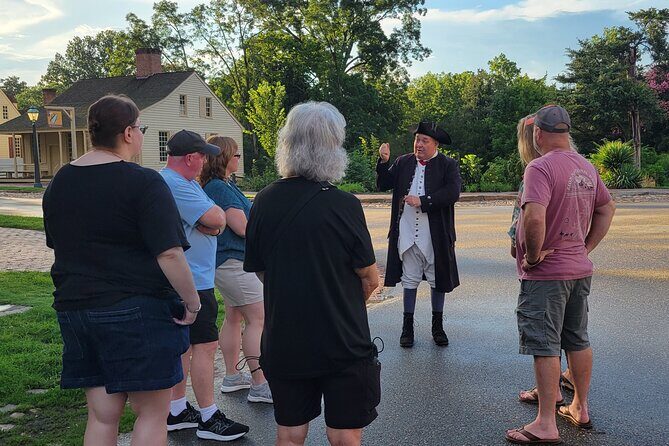 Murder, Mayhem, and Scandal: 1-hour Historical Character Tour - Who Will Love This Tour?