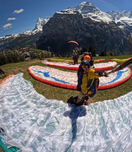 Mürren: Paragliding over Lauterbrunnen Cliffs and Waterfalls - Starting Point and First Impressions