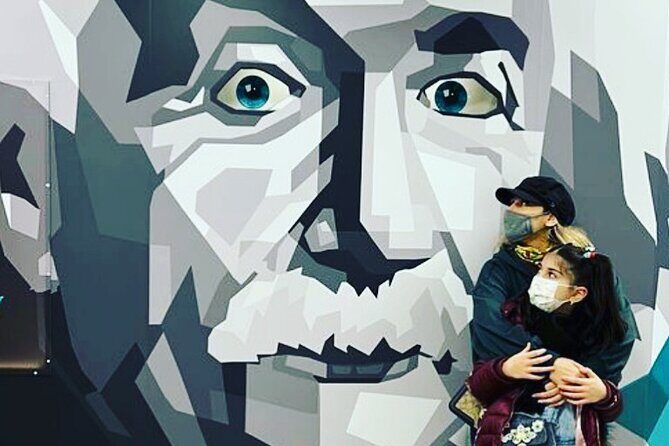 Museum of Illusions Montreal - 70+ Illusions to Explore - A Deep Dive into the Montreal Museum of Illusions