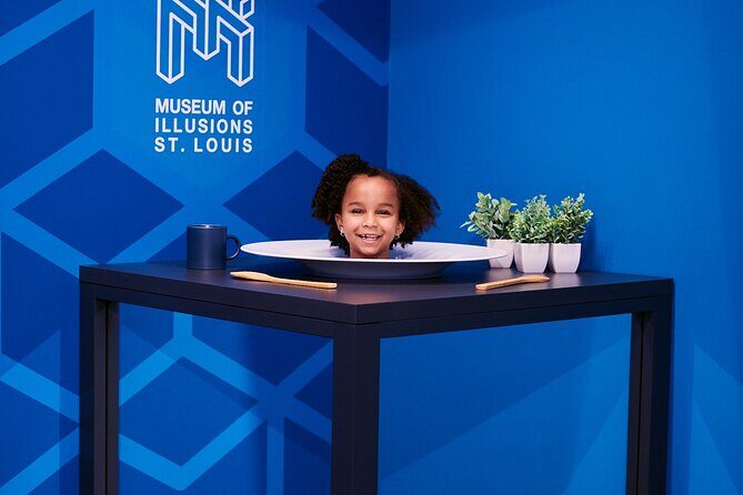 Museum of Illusions St Louis Admission Ticket - Discover the World of Illusions in St. Louis