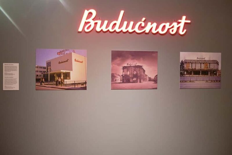 Museum of the 90s: Entry & Guided Tour - Key Points