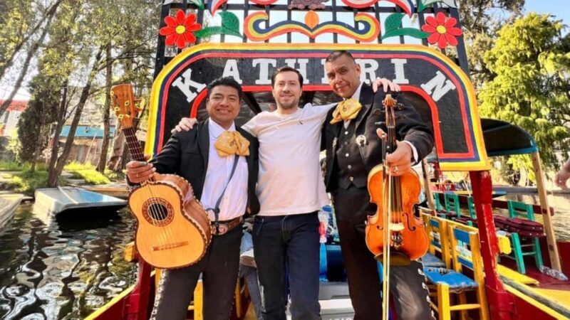 Music and Tequila in Xochimilco visits Coyoacán and CU - Authenticity and Authentic Experiences