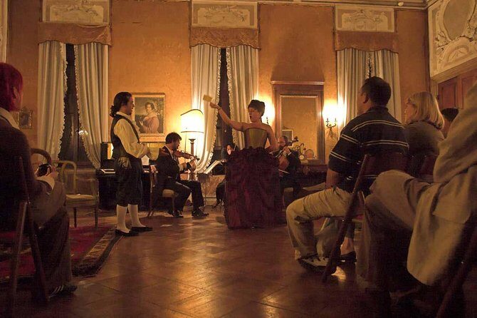 Musica a Palazzo 'Traveling Opera' Performance in Venice - A Unique Evening of Opera in Venice: Musica a Palazzo Traveling Opera Performance