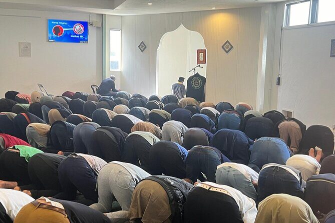 Muslim Friendly Mt. Fuji Tour with Halal Lunch and Prayer Time - FAQ