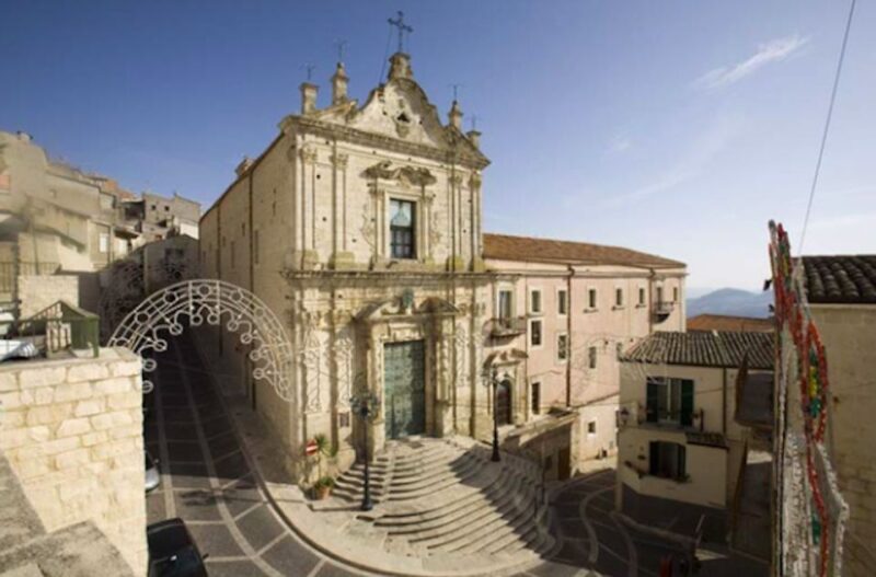 Mussomeli: Guided Historical Walking Tour - Key Points
